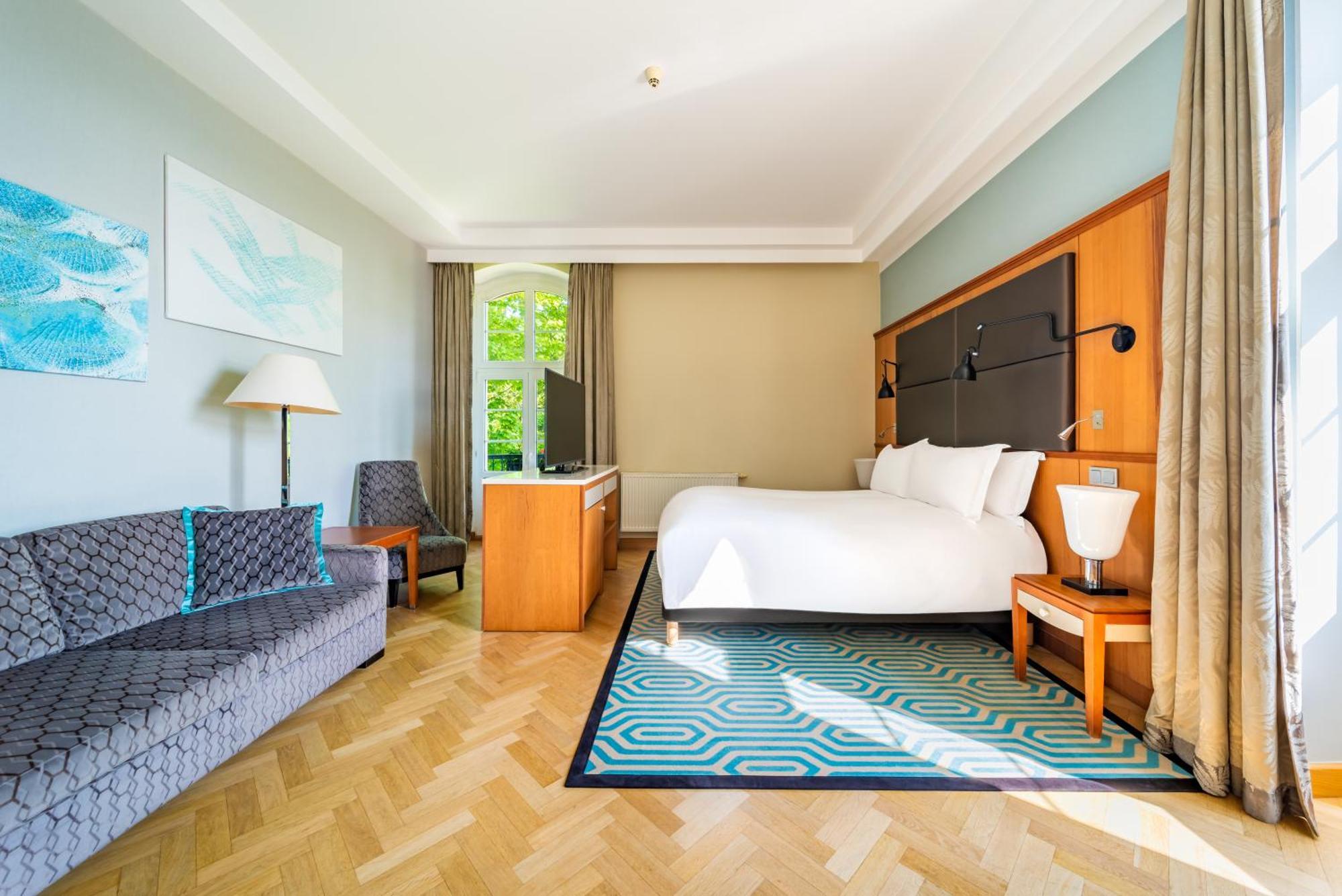 Luxury Double Room Balcony Sea Side,1770448981:JPEG